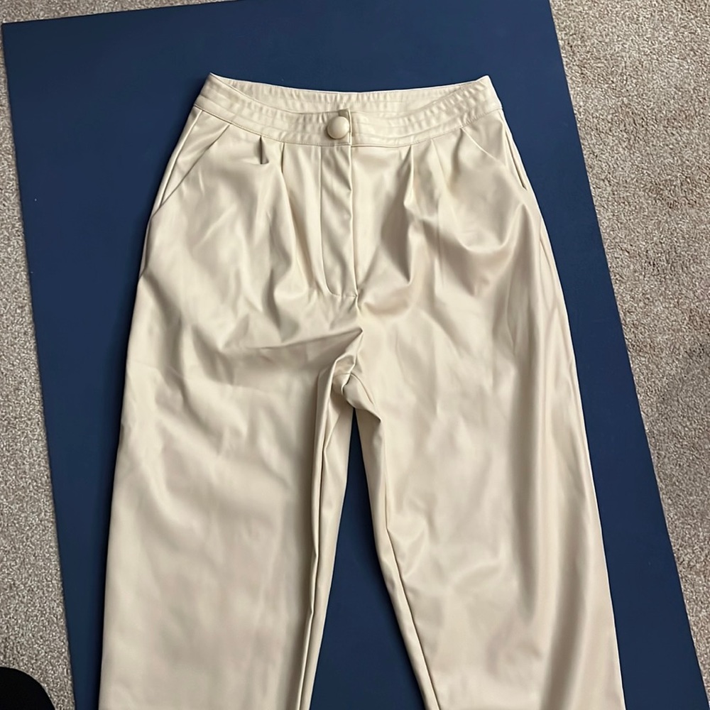 NWT! Princess Polly Love Club Pants Cream Faux Leather Pants Size 4